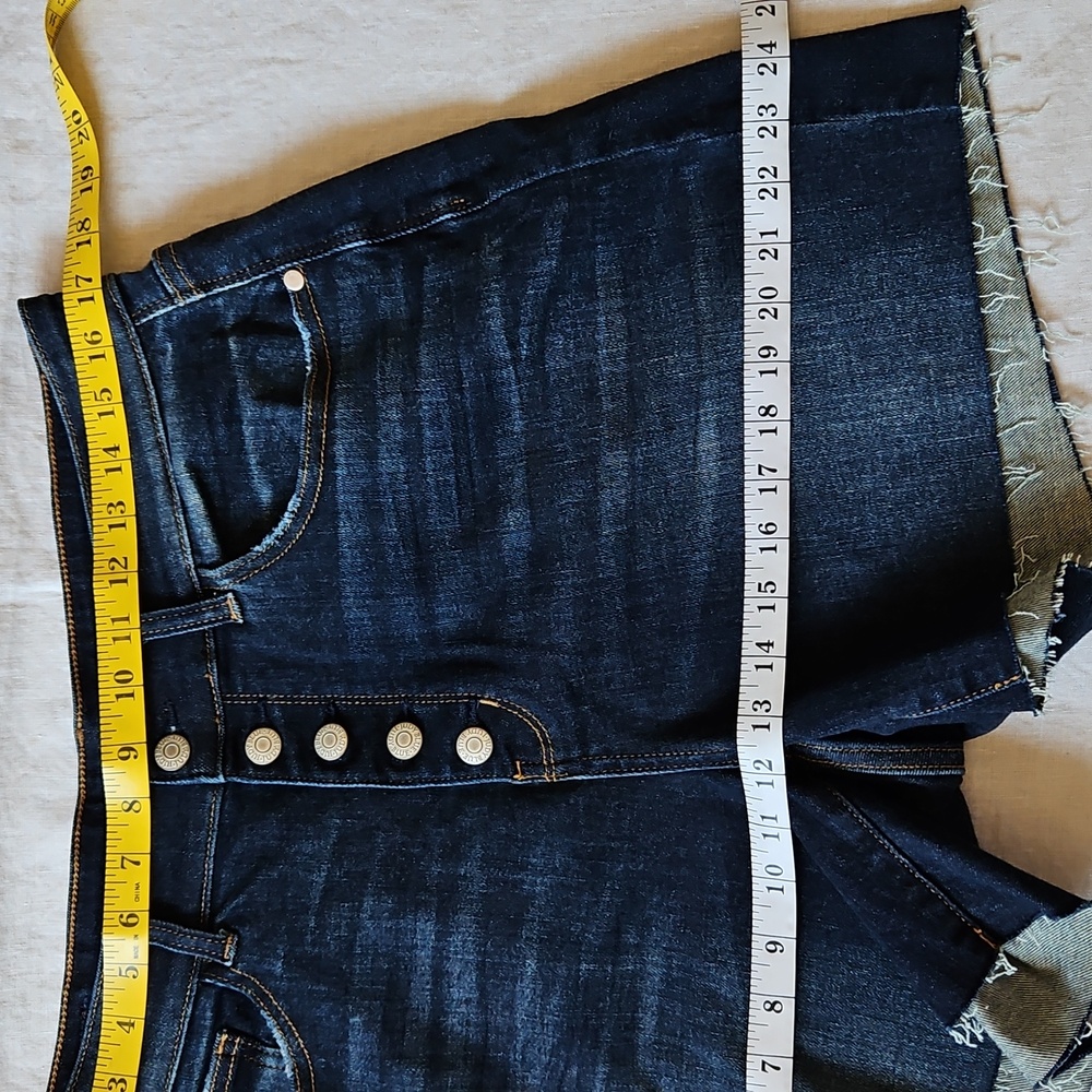 Judy Blue Darck Blue Cut Off Jean Shorts High-Waisted Button Fly Sz 1Xlarge - Picture 7 of 16
